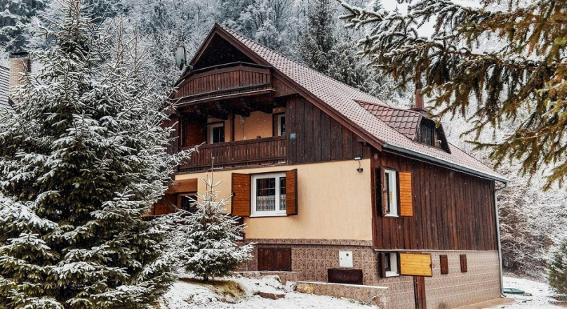 Veľká chata Pod Chopkom Horná Lehota